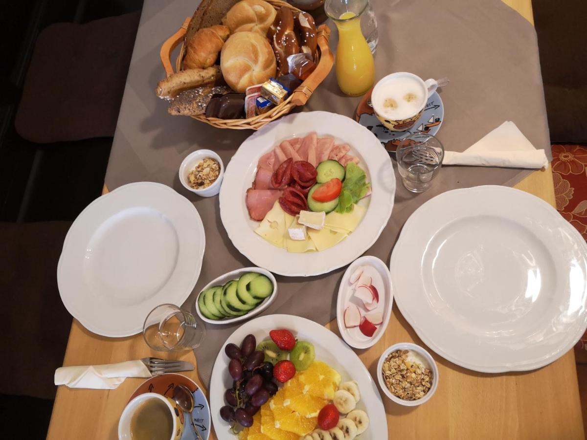 Hotel Gaeubodenhof Straubing Esterno foto